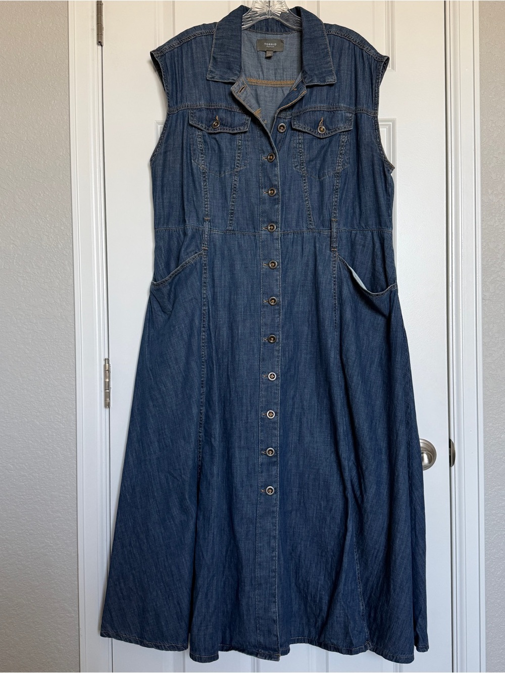 torrid Dark Blue Denim Button-Front Midi Dress, NWT